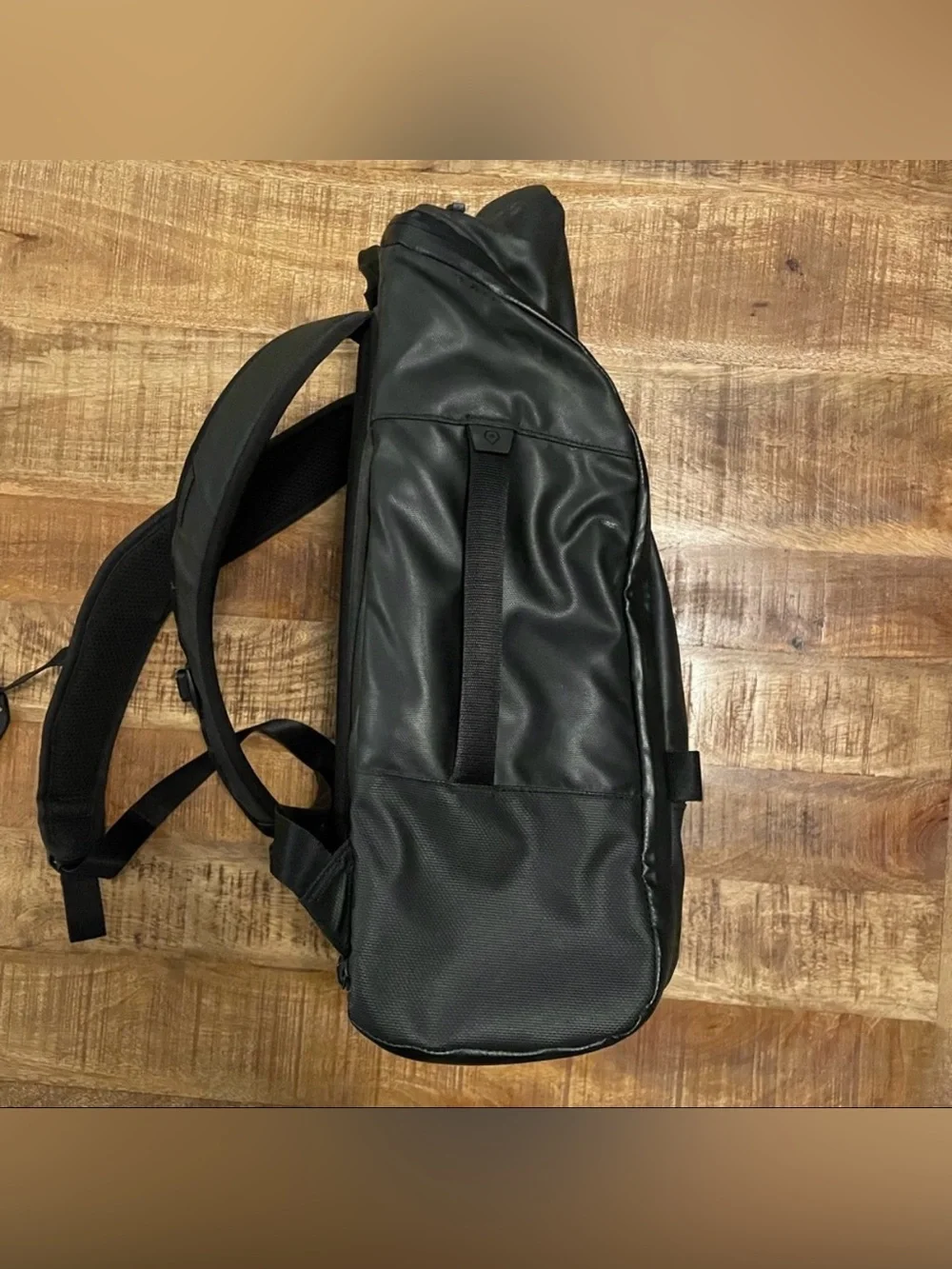 WANDRD Duo Daypack Backpack 20L Camera Bag